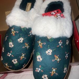 Disney Men’s Slippers - Dark Green with Mickey and Friends Design size 11/12